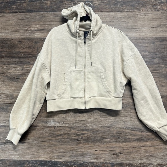 Sweaty Betty Halle Berry Beige Cream Full Zip Cropped Hoodie - Picture 1 of 5